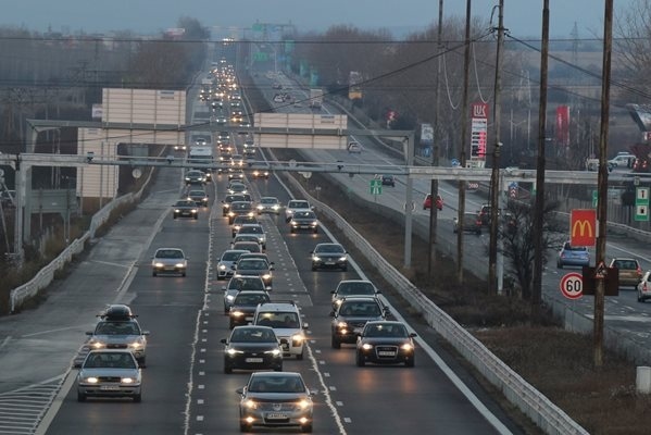 До 3 години разширяват Тракия с по едно платно от София до Пловдив