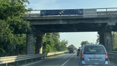 Започва премахването на незаконни реклами по пътищата 