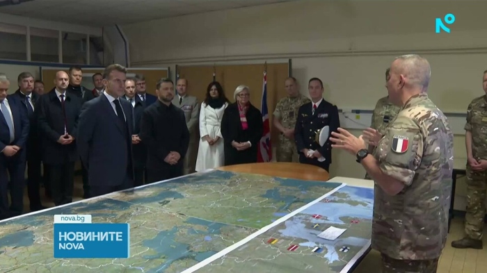 35 държави обсъдиха гаранции за сигурността на Украйна в Париж