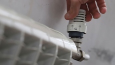 Аварии спряха парното и топлата вода в големи части на София днес