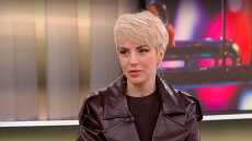 Поли Генова се връща на сцената с нова песен след двегодишна пауза