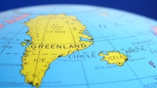 Историята на Гренландия от първите заселници до днешния геополитически интерес и световни спорове