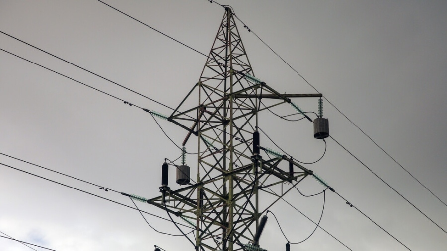 ЕК отпуска близо 650 млн. евро за енергийни проекти с участие на България