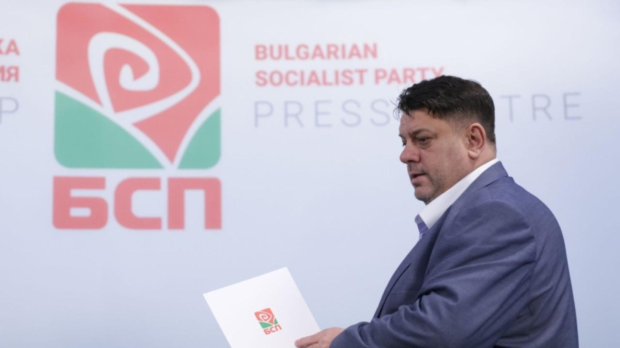 Атанас Зафиров няма да участва в следващия парламент и отваря листите на БСП