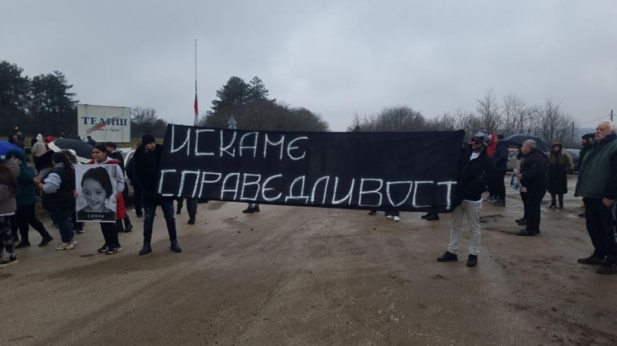 Протест срещу войната по пътищата блокира пътя София – Плевен в Телиш