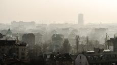 Топло време до 15 градуса през уикенда, после идва застудяване в страната