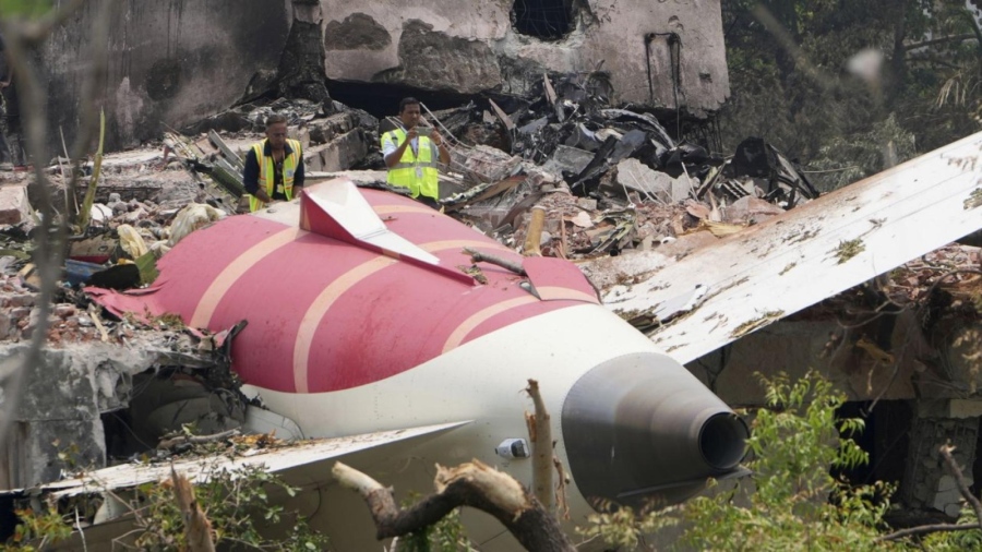 Разследване сочи умишлено спиране на гориво при катастрофата на Air India