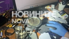 Полицията разби печатница за фалшиви документи и евро в София