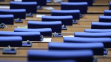 Парламентът изслушва министри и експерти за доставките на горива