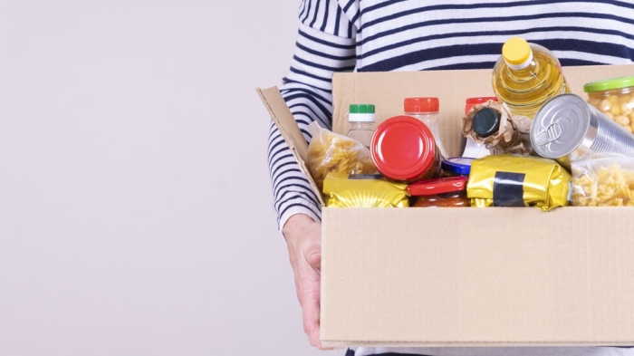 531 хиляди домакинства получават пакети с храни от първа необходимост