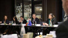 Служебният премиер обсъди изборите с посланиците от ЕС