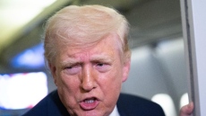 Тръмп публикува видео с експлозии след удари в Исфахан