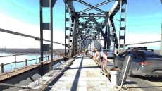 Агенция Митници предупреди за измами с таксата за Дунав мост