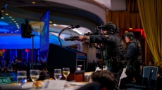 Стрелба на вечеря с Тръмп предизвика паника във Вашингтон