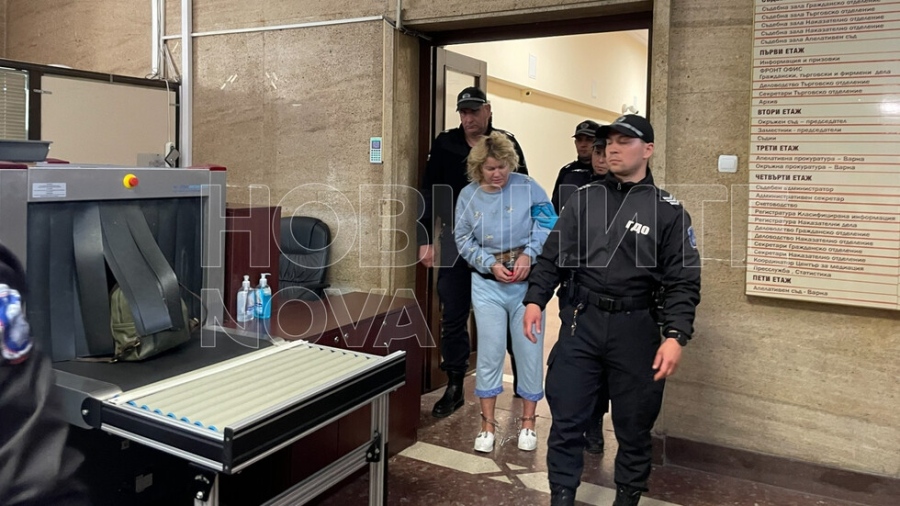 Съдът прати в психиатрия жената, намушкала четирима във Варна