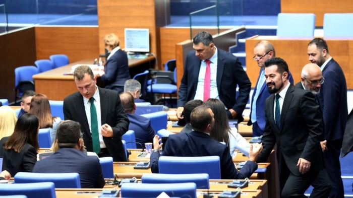 Парламентът удължи срокове за присъединяване на нови ВЕИ мощности