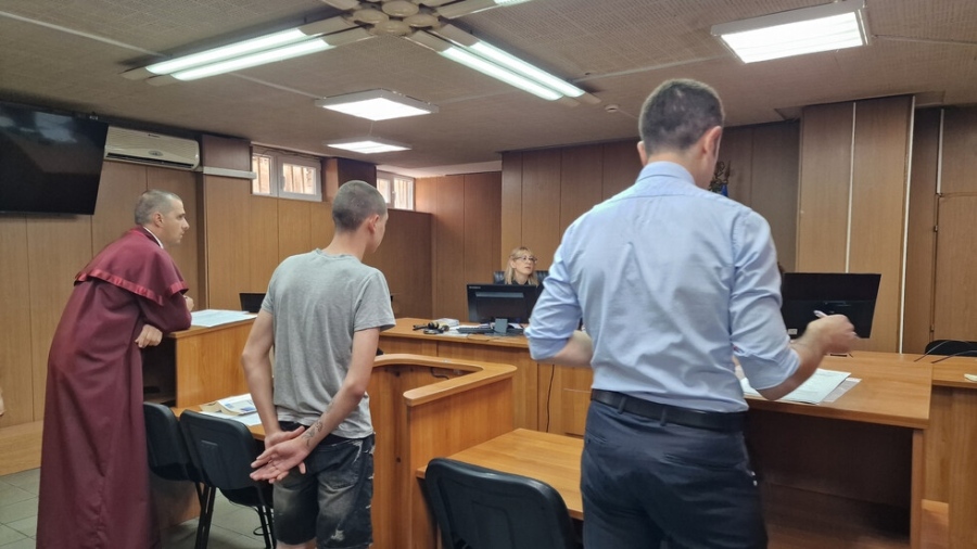 Съдът остави гаранцията на обвиняем за побоя над непалци