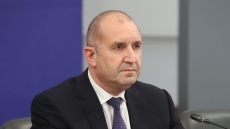 Румен Радев иска България да напусне сивия списък