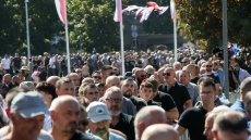 Белград изпрати Ратко Младич с опело и военен ритуал
