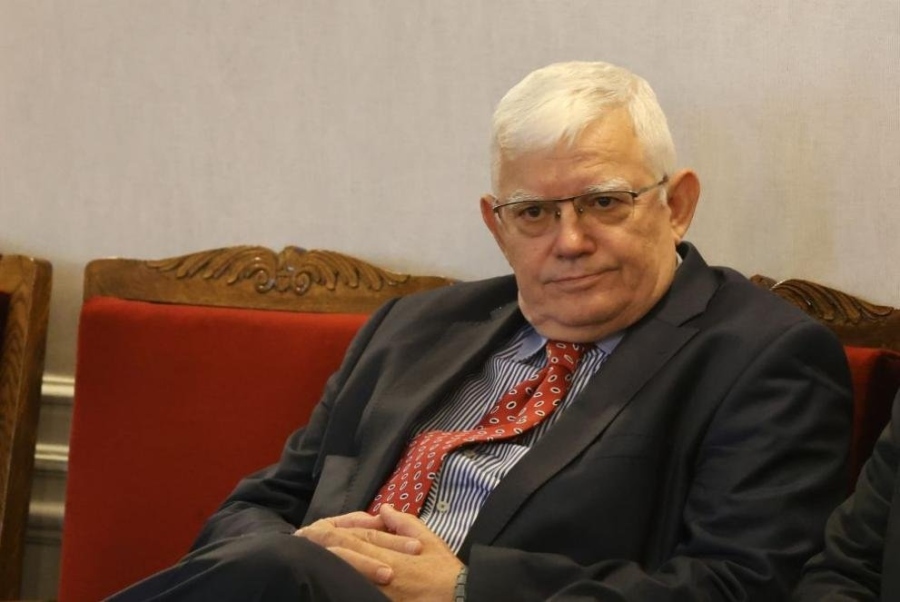 Комисията поиска оценка на бромхексина срещу грип и COVID