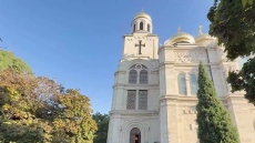 Частица от пояса на Богородица пристигна във Варна