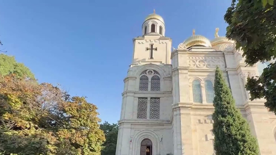 Частица от пояса на Богородица пристигна във Варна