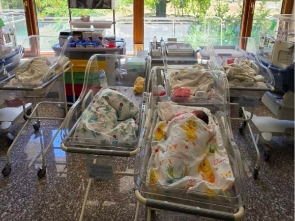 Три двойки близнаци се родиха за седмица в УМБАЛ Лозенец