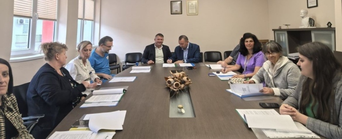 Заплатите в „Пирогов“ се увеличават с 9% от 1 октомври