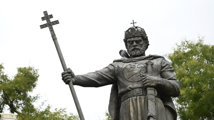 България посреща останките на цар Самуил в София