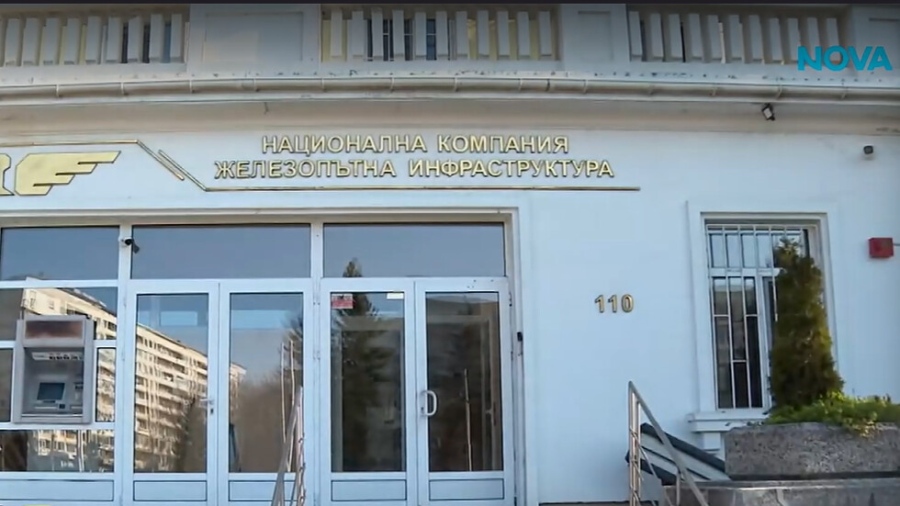 Хиляди пътници минават през гара София-север без достатъчен ред