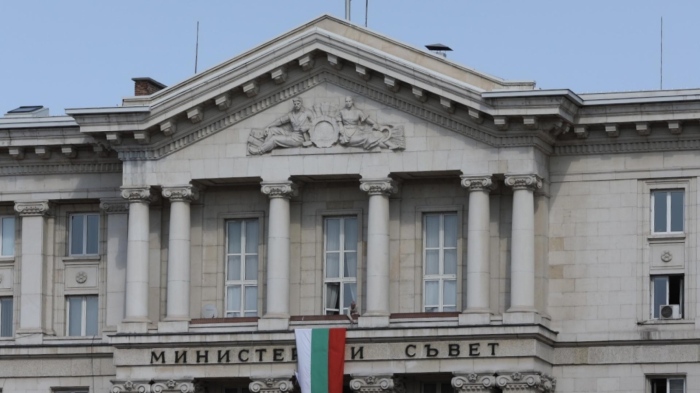 България няма да плаща за нови оръжия за Украйна