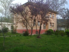 Д-р Пандев остава начело на белодробната болница в Благоевград