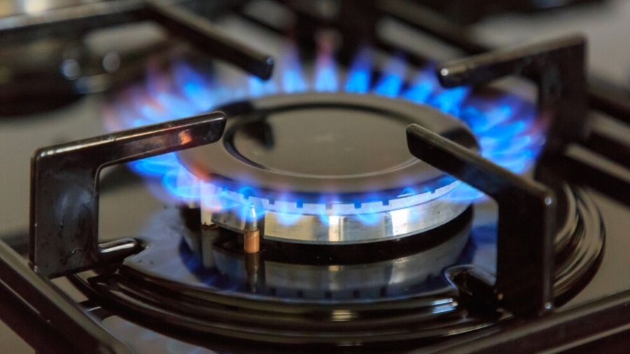 Булгаргаз ще коригира исканото поскъпване на газа през ноември